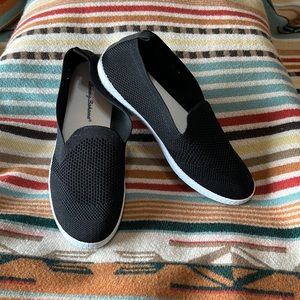 NWOT Tommy Bahama Shoes